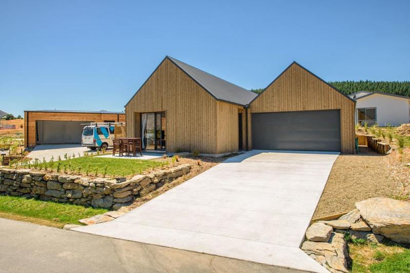 The Place To Be - Wanaka Holiday Home - image 12