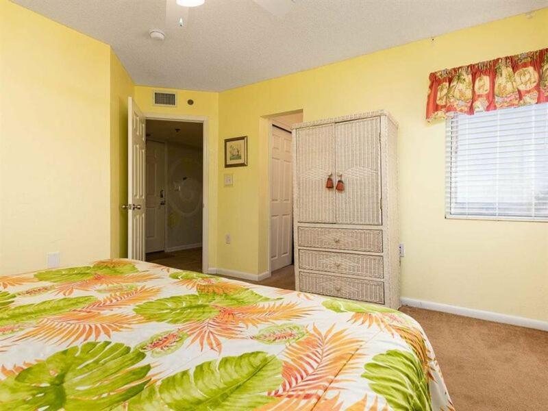 Two-Bedroom Apartment image 3