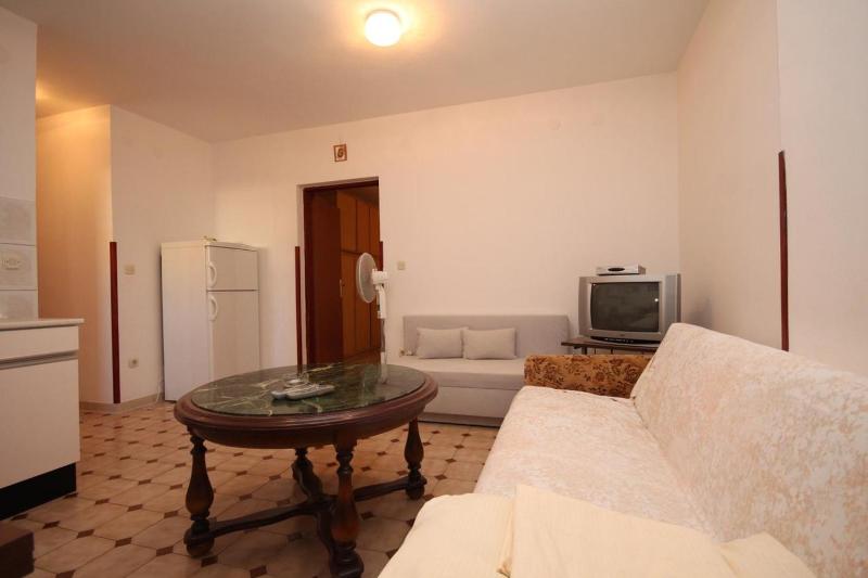 One-Bedroom Apartment with Terrace image 2