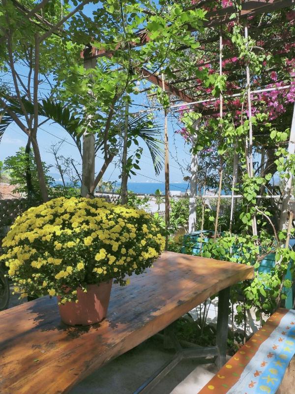 Confetti House - image 41