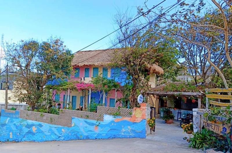 Confetti House - image 1