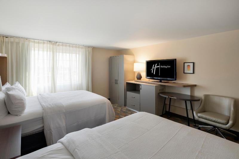 Standard Room with Two Queen Beds image 2