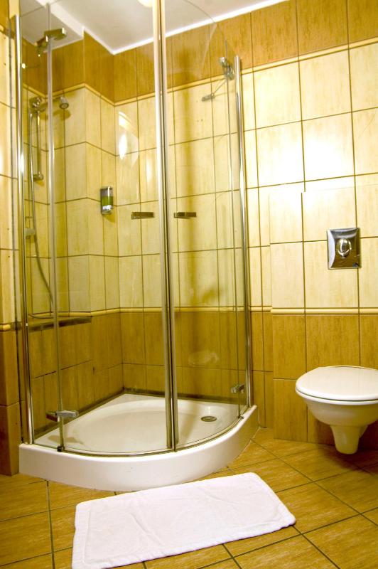 Double Room image 3