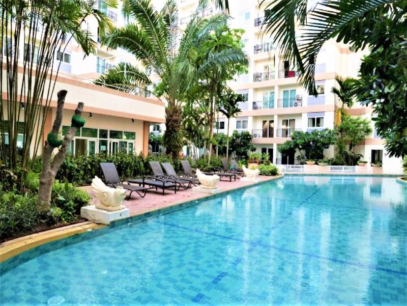 Park Lane Pattaya with large lagoon swimming pool - image 11