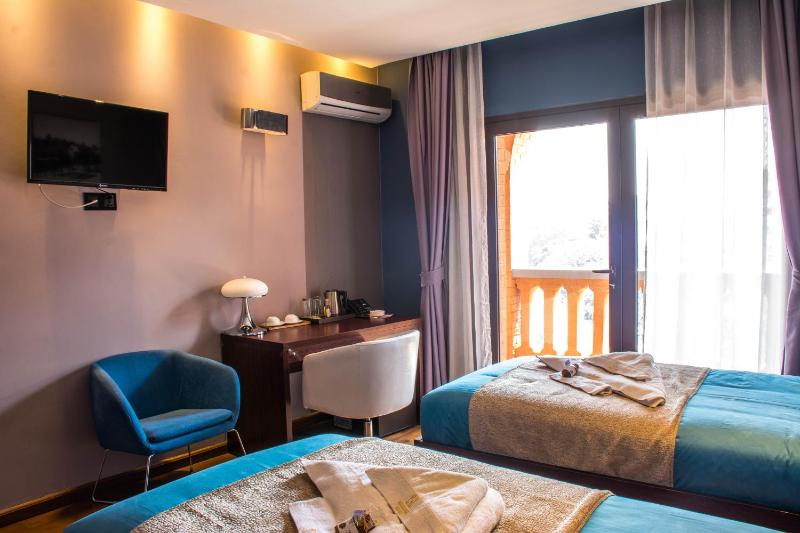 HAVANA RESORT - image 7