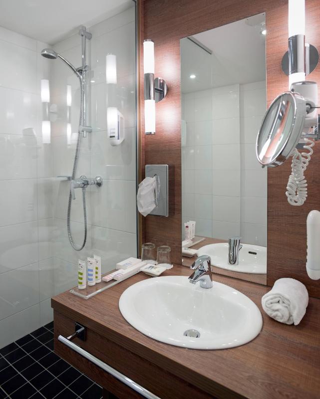 Privilege Room image 2