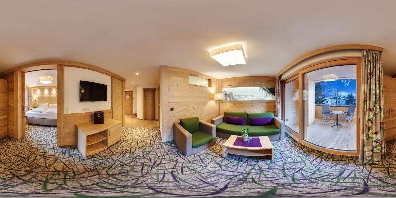 Two-Bedroom Suite (2-4 Adults) image 2
