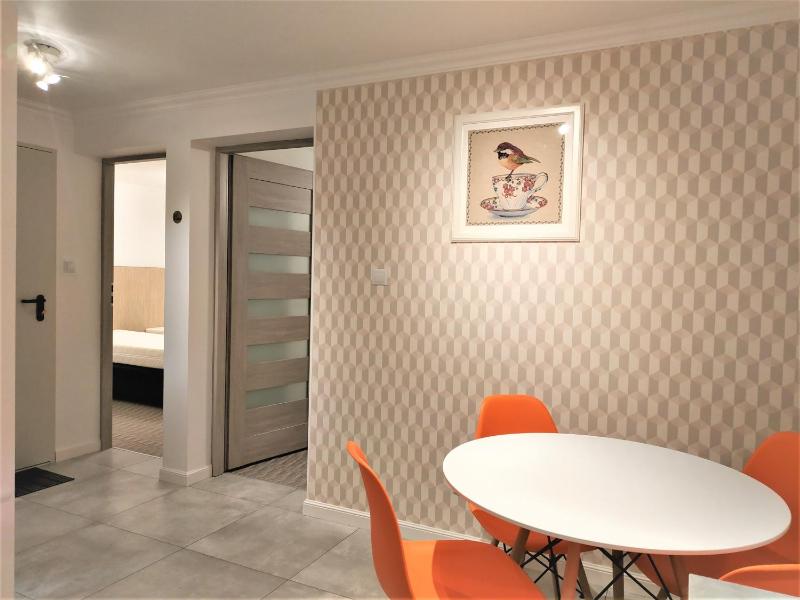 One-Bedroom Apartment image 1