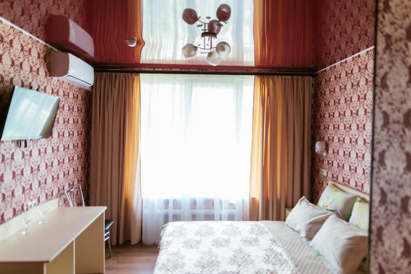 Large Twin Room image 2