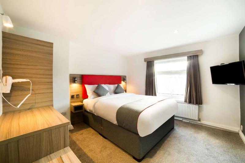 Standard King Room image 1
