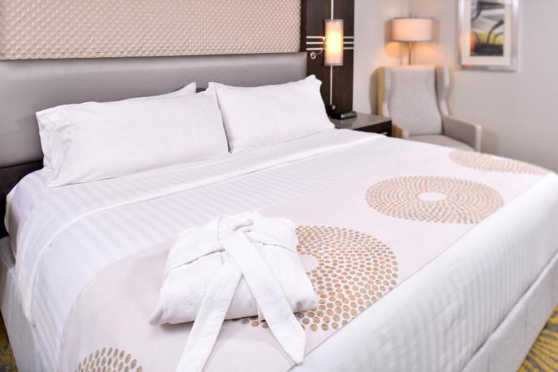 Standard Room image 2