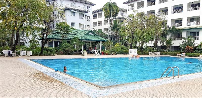 Baan Suan Lalana modern ground floor studio apartment Pattaya - image 6