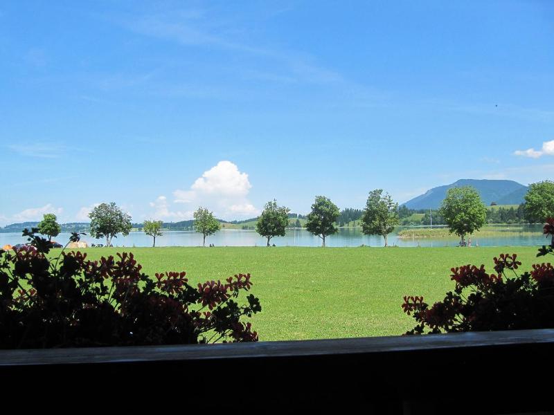 Double Room with Balcony image 1