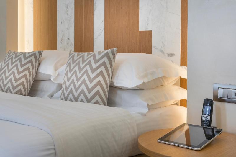 Petit Room With Terrace and Panoramic View image 2