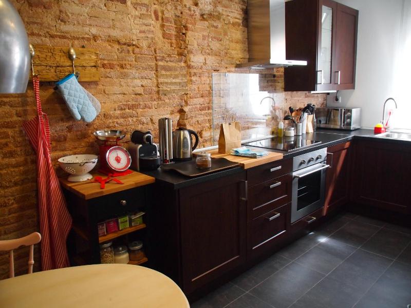 Mr. Serrano Apartments - image 8