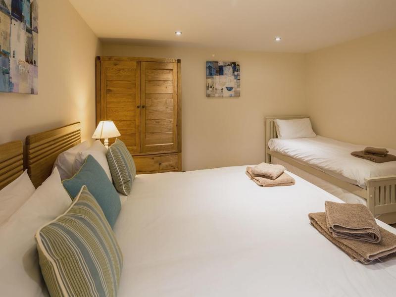 Mill Barn - image 38
