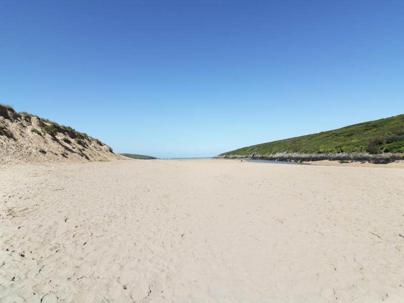 The Beach House - image 4