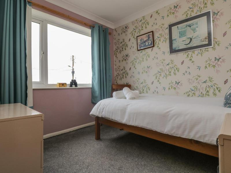 Mollys Cottage - image 12