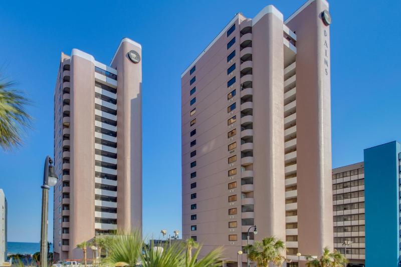 Three-Bedroom Penthouse image 3