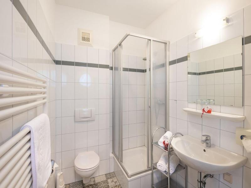 Triple Room image 2