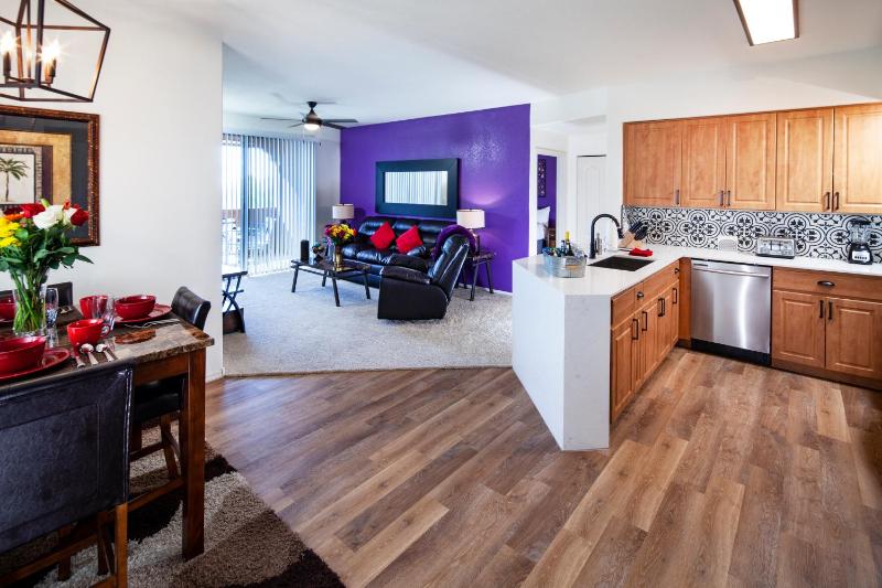 One-Bedroom Apartment image 3