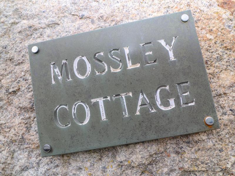 Mossley Cottage - image 7