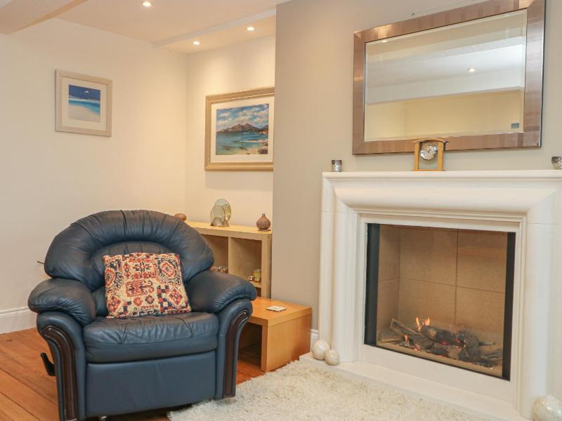 Park Road Apartment - image 9