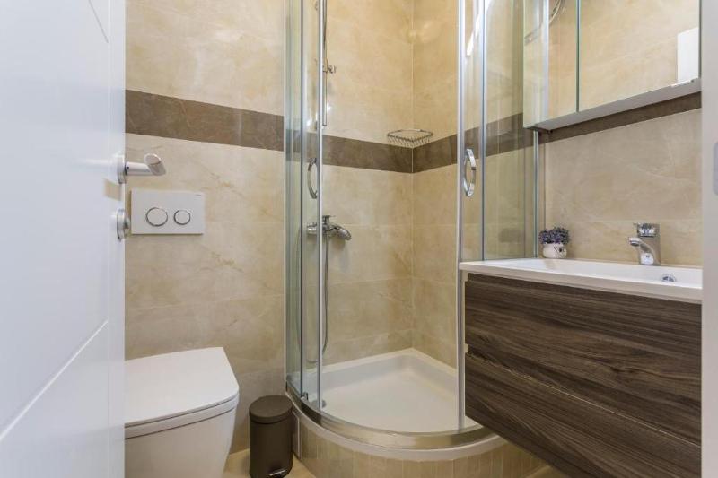 Two-Bedroom Apartment with Terrace image 2