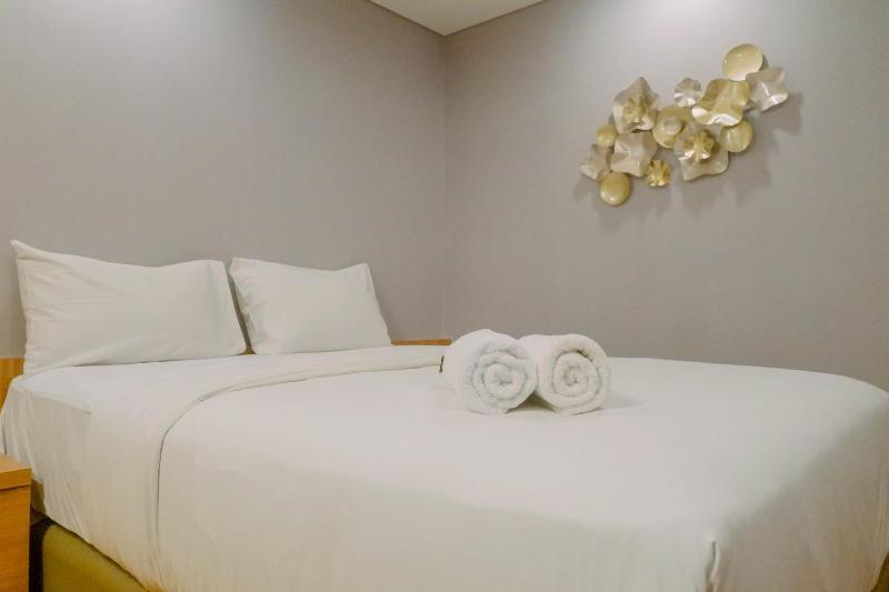 Luxurious & Spacious 2BR Apartment at One East Residences By Travelio - image 15