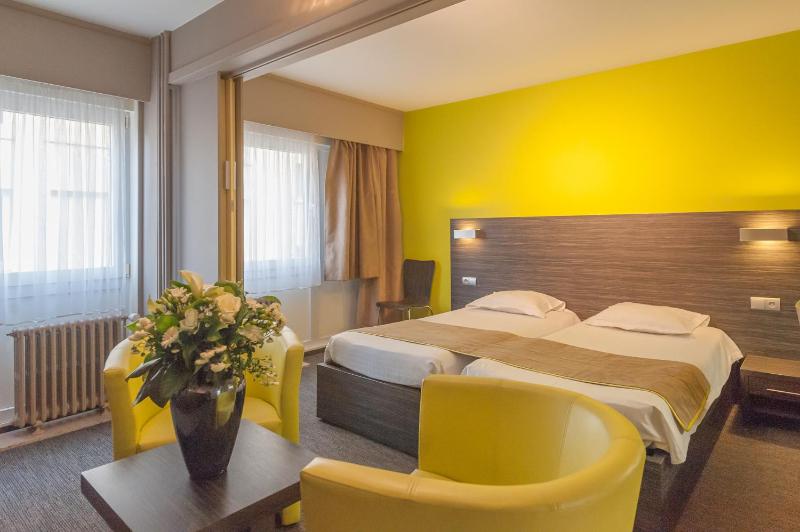 Ostend Hotel - image 11