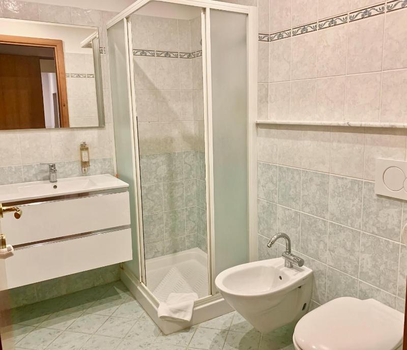 Two-Bedroom House image 4