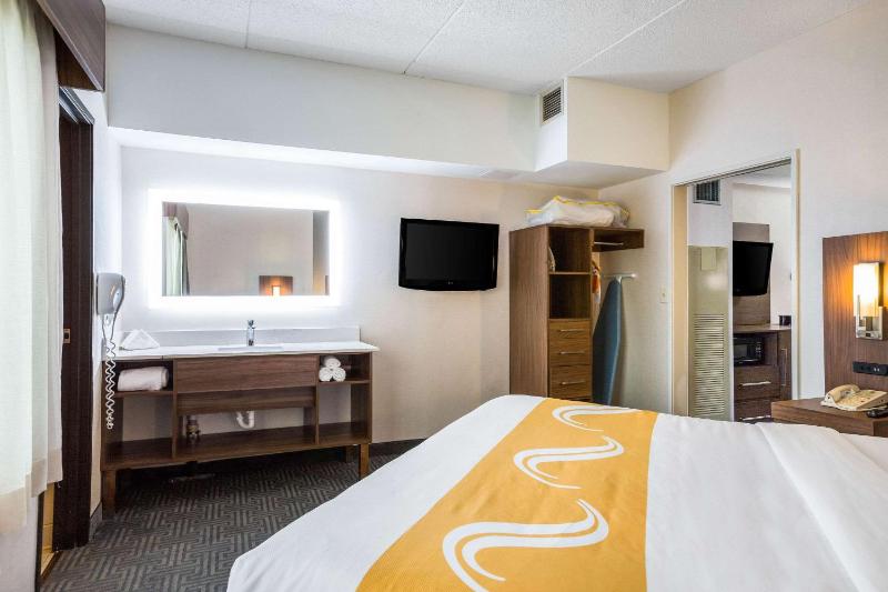King Suite image 4