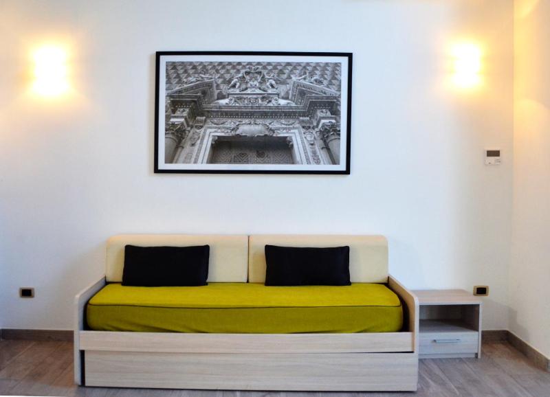 Budget Double or Twin Room - Split Level image 1