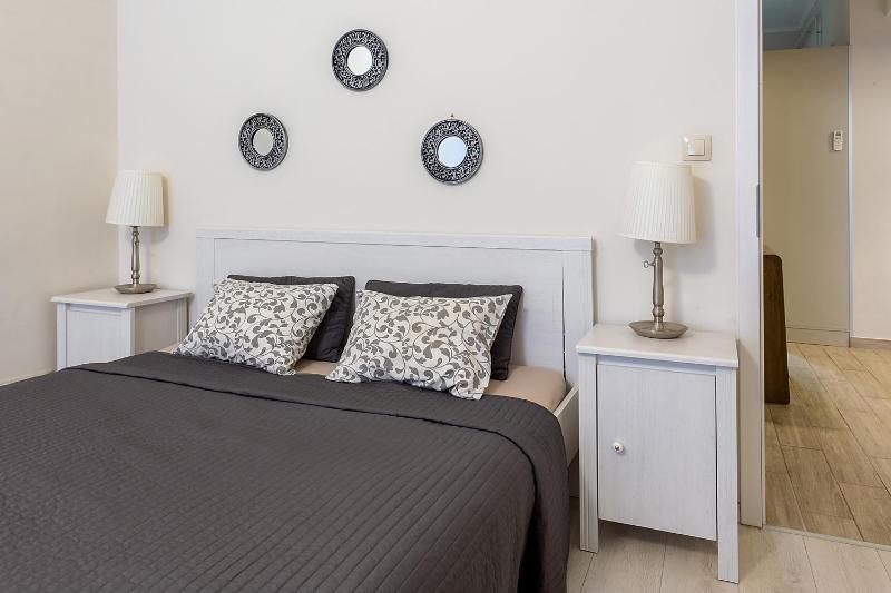 Goldcentral Apartment Grand Boulevard In The Heart Of The City - image 13