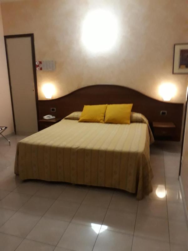 Triple Room image 4