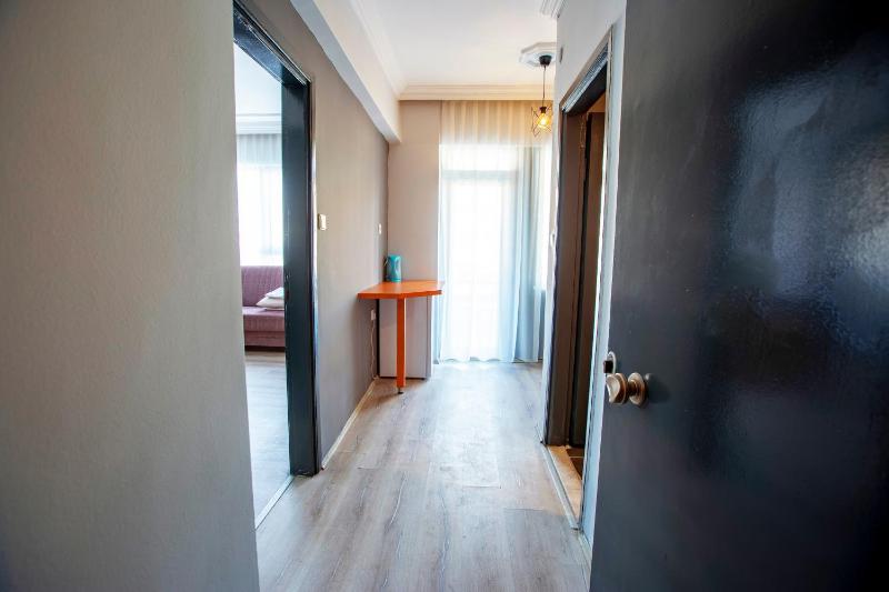 Studio Room without Air-Conditioning image 2