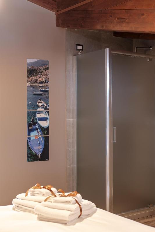 Deluxe Double or Twin Room No Sea View image 2