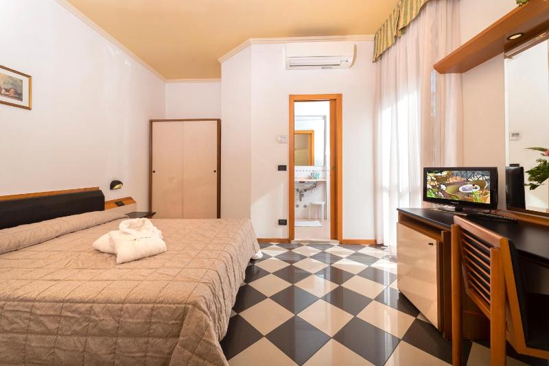 Hotel Villa Luigia - image 16