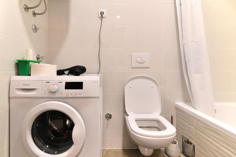 Neo Apartment - image 10