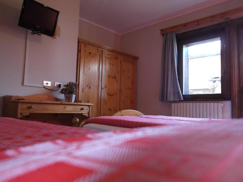 Triple Room image 3