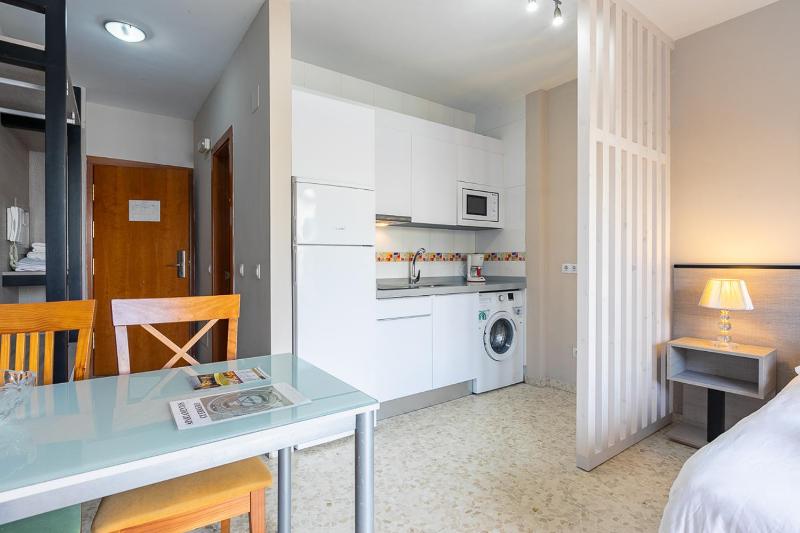 Apartamentos Guerrero - image 2