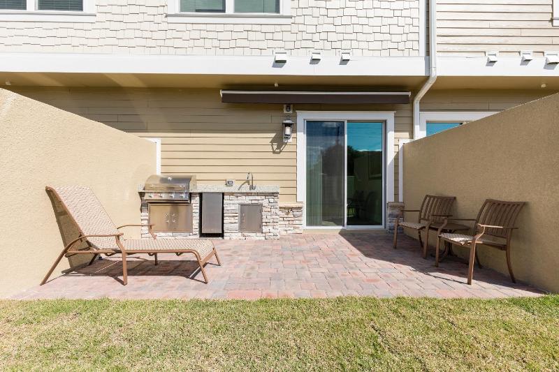 Villa image 1