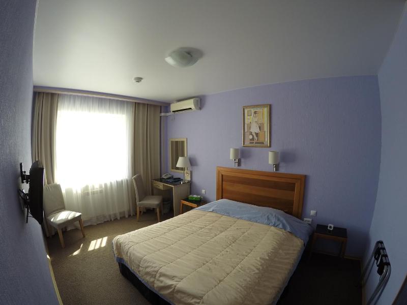 Standard Double Room image 1