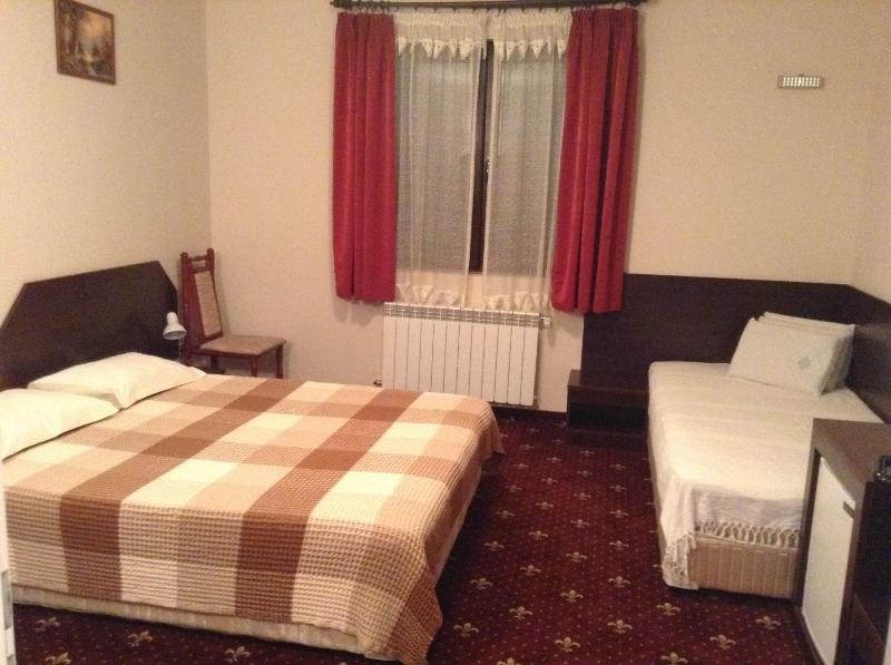 Double Room image 2