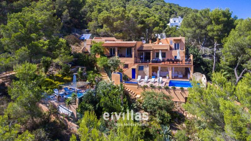 Holiday Home image 3