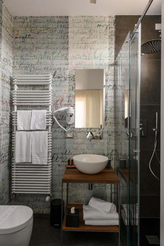 Superior Double or Twin Room with Terrace image 4