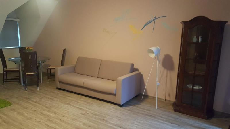 Family Room image 4