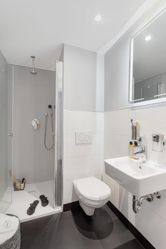 Mini Studio Apartment image 2