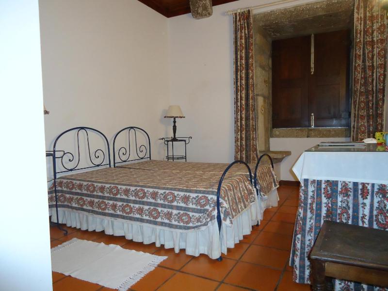 Six-Bedroom House image 2