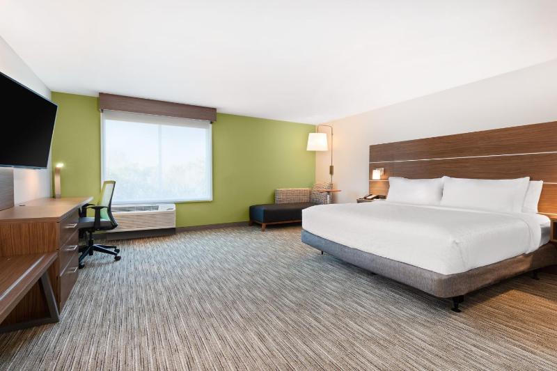 King Room - Disability Access image 2